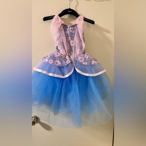 Costume dress